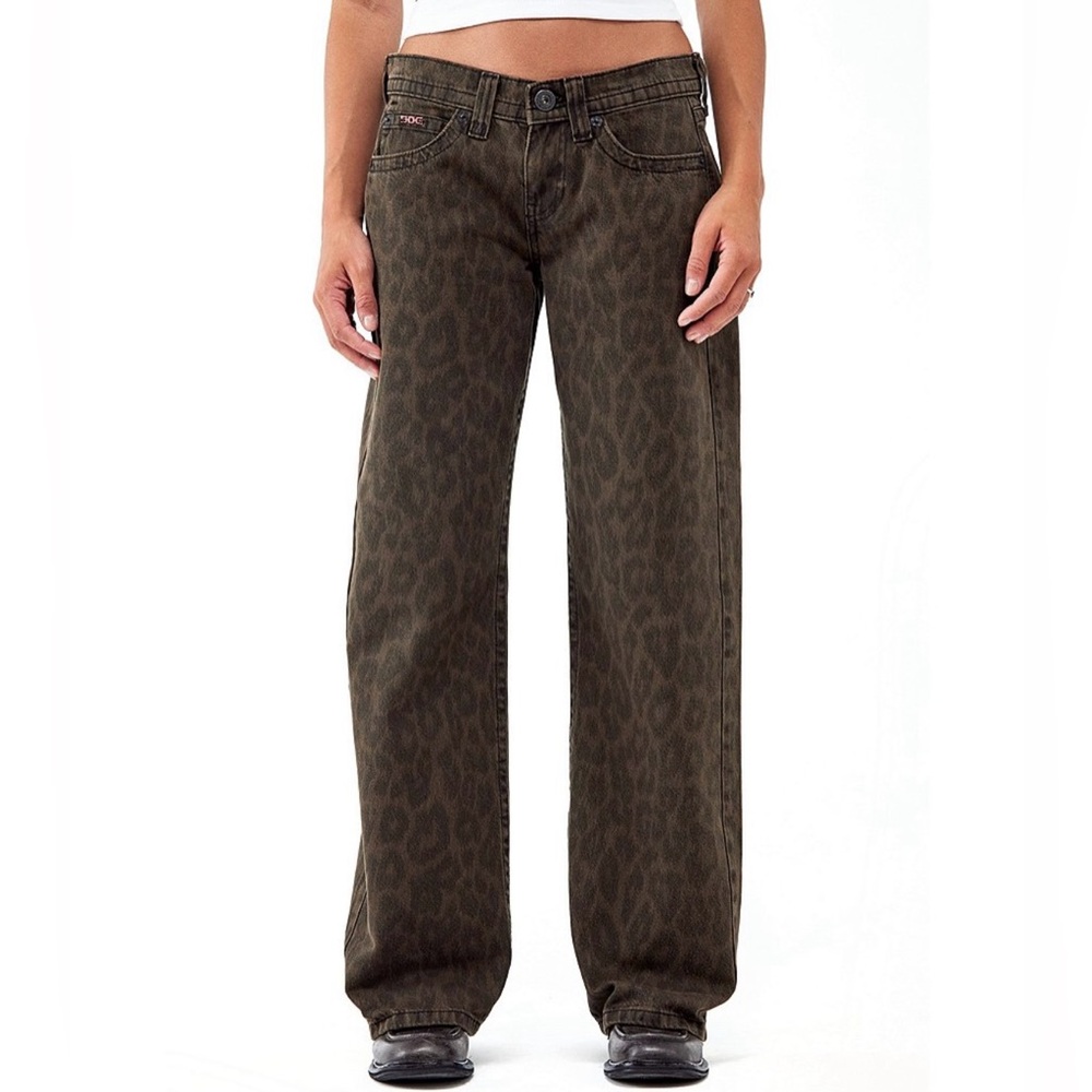 BDG Kayla Low Rise Leopard-Printed Pants
